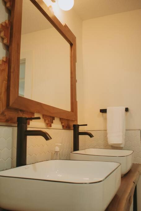 Prickly Pear At Cactus Flower-Hot Tub-Pet Friendly-No Pet Fees! Albuquerque Exteriör bild